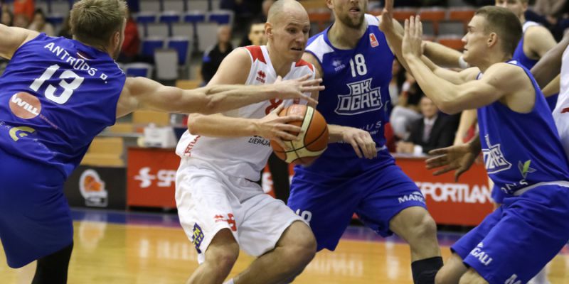 Valentīna dienā pret BK 'Ogre'