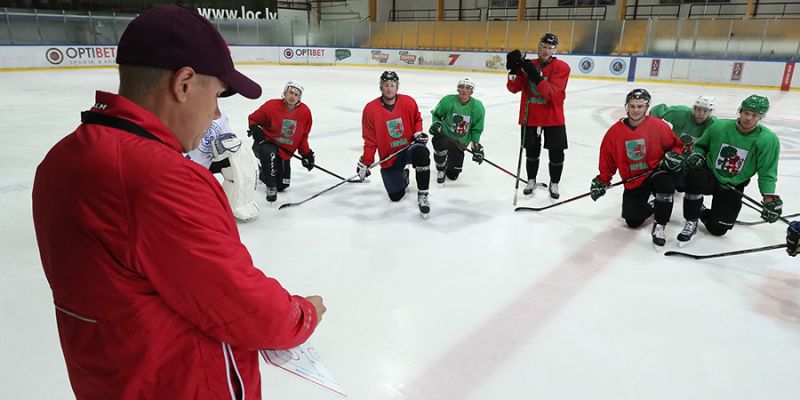 Liepājas ledus laukumu izmanto hokejisti – liepājnieki